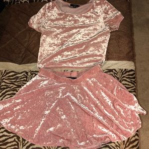 Pink velvet set